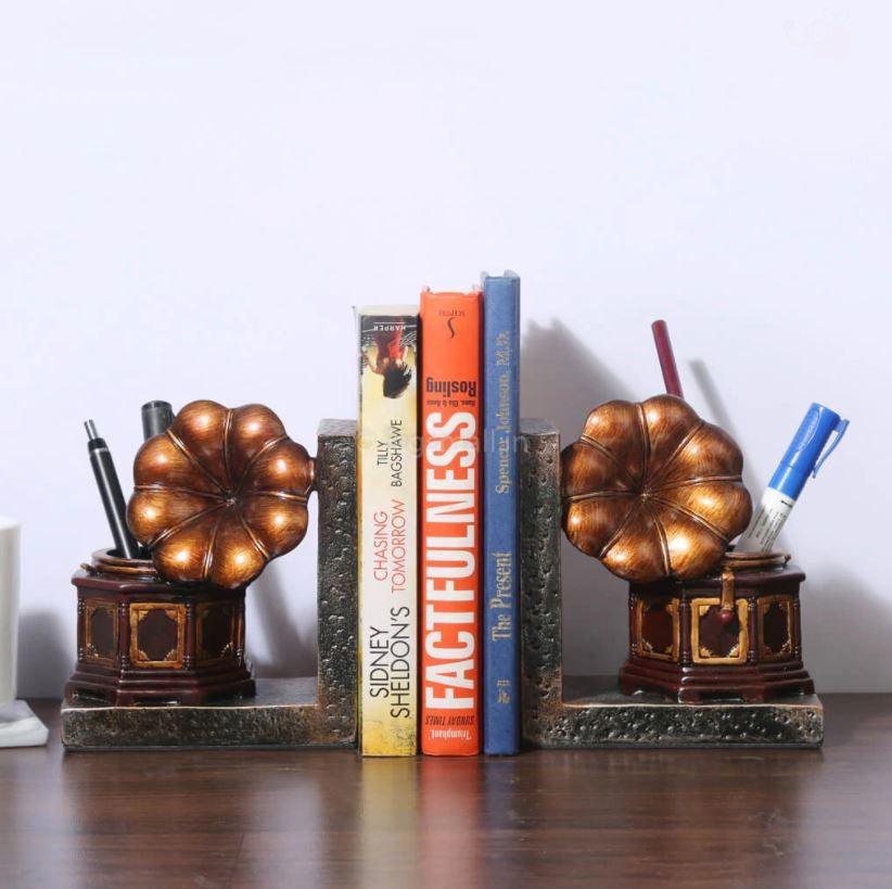 Vintage Gramophone Bookends | Home Décor - HomeHatchpk