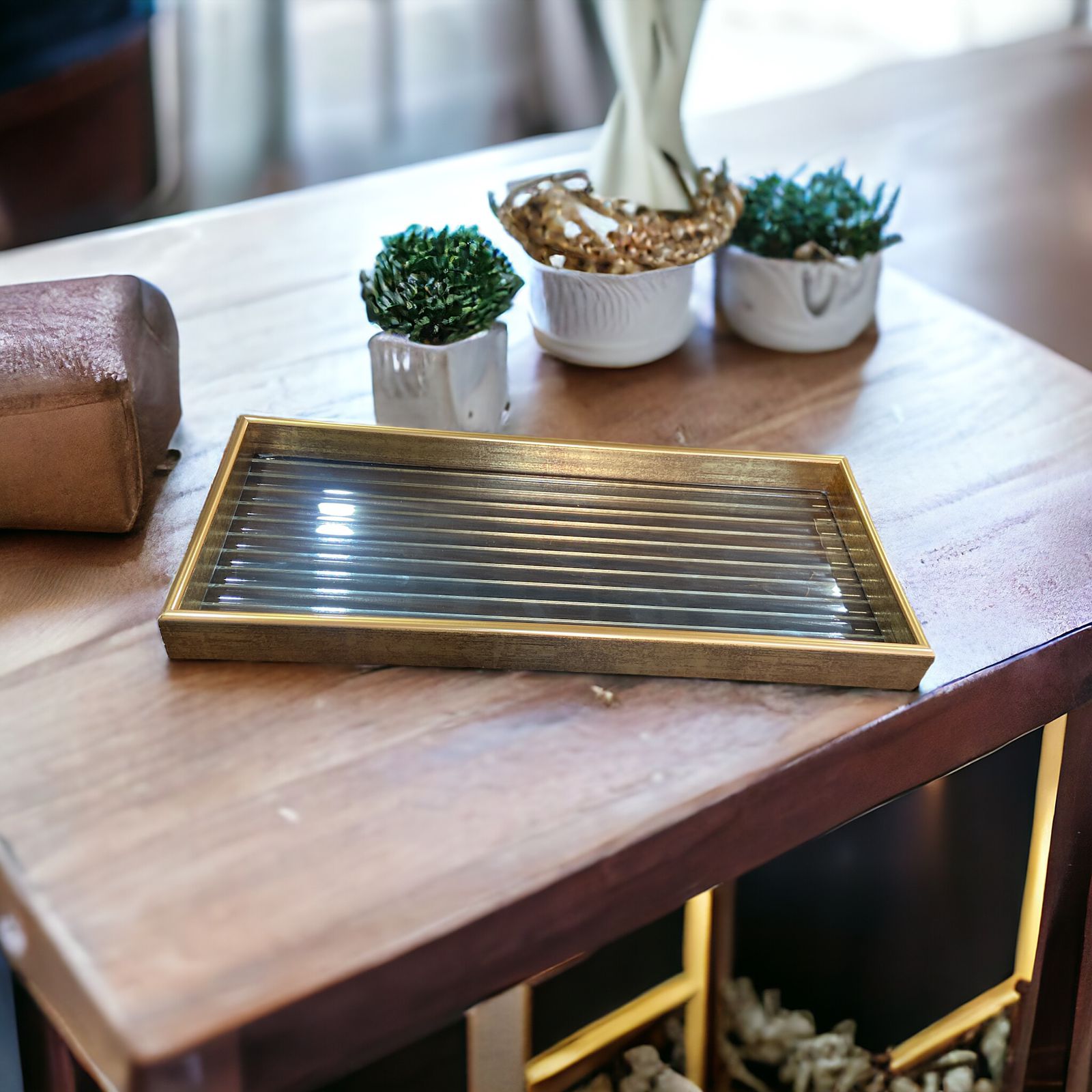 Versatile Gold Border Elegant Serving Tray