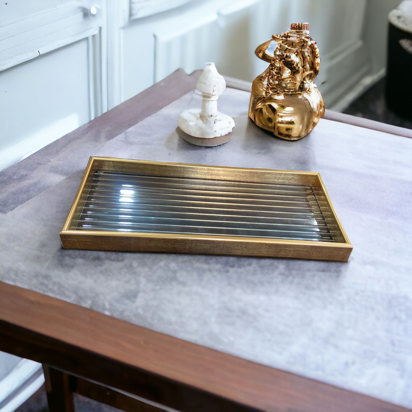 Versatile Gold Border Elegant Serving Tray