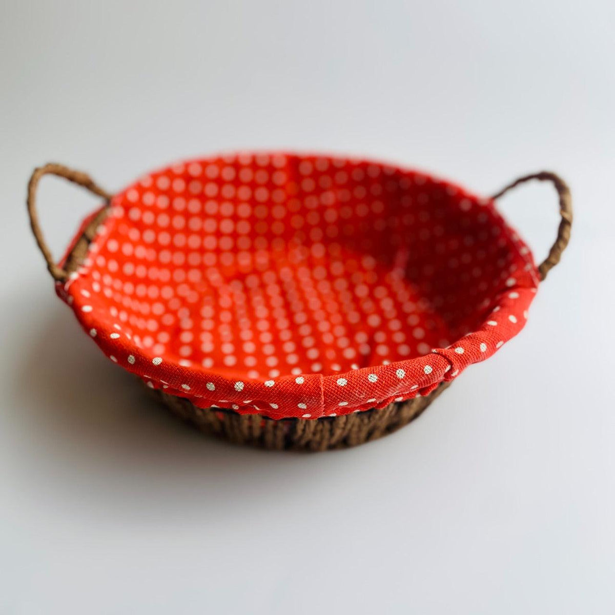 Wicker Breaded Basket With Fabric Lining And Handles - HomeHatchpk